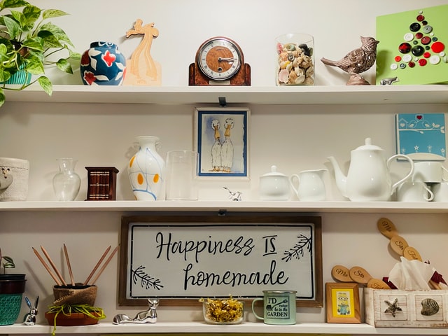 "happiness is homemade" sign in a house